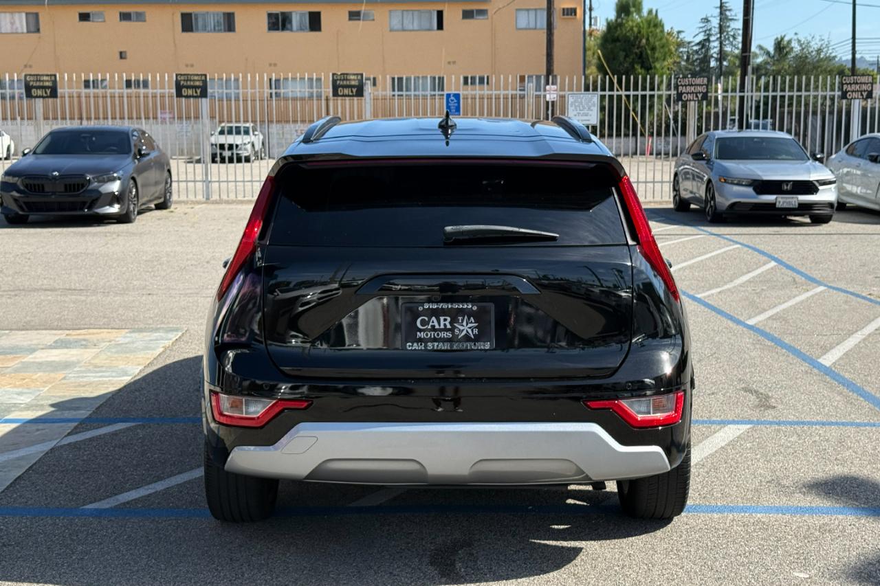 Kia Niro EX Touring FWD 2023