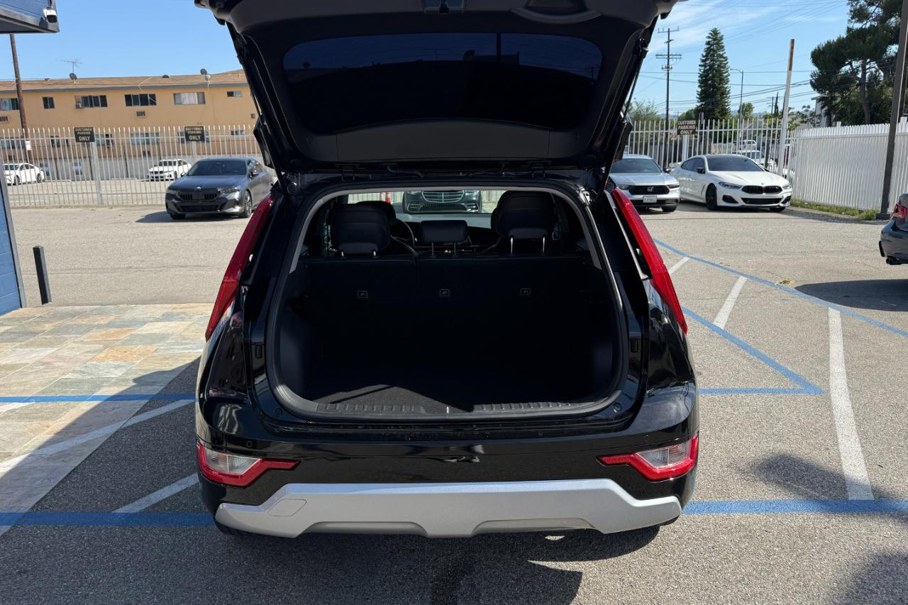 Kia Niro EX Touring FWD 2023