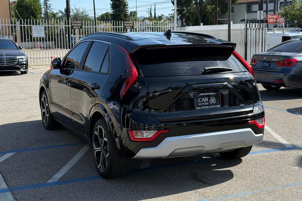 Kia Niro EX Touring FWD 2023