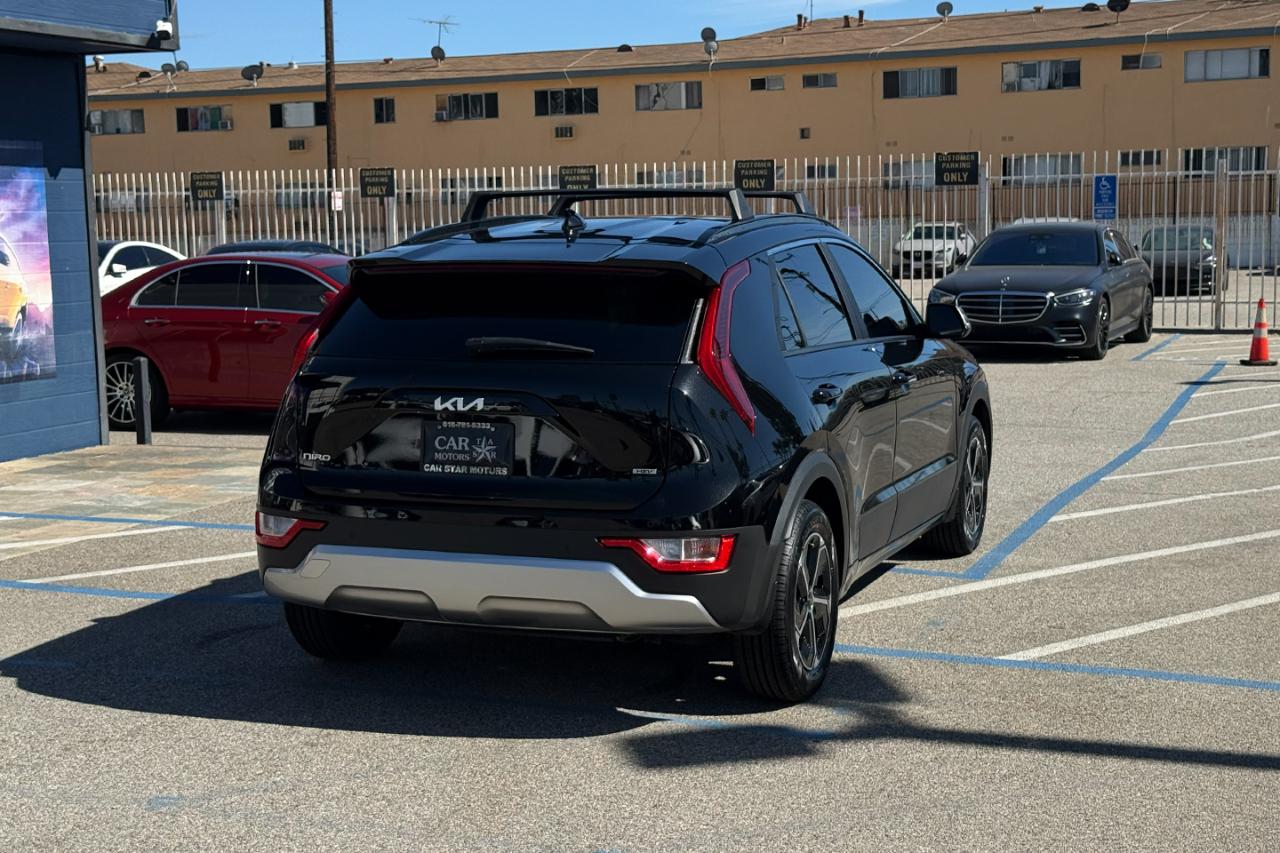 Kia Niro EX 2025