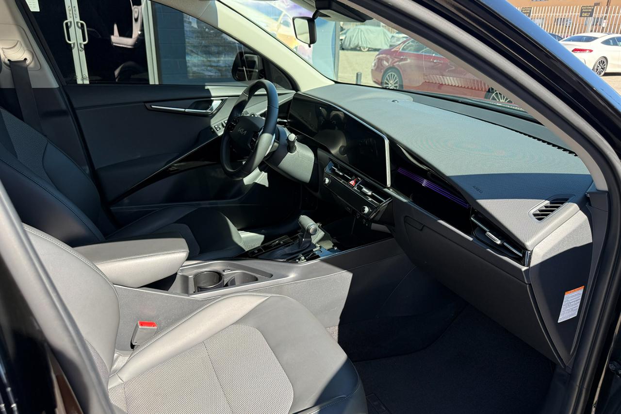 Kia Niro EX 2025