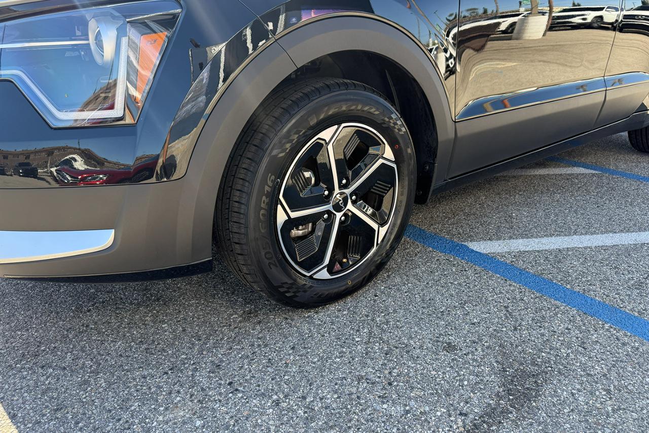 Kia Niro EX 2025
