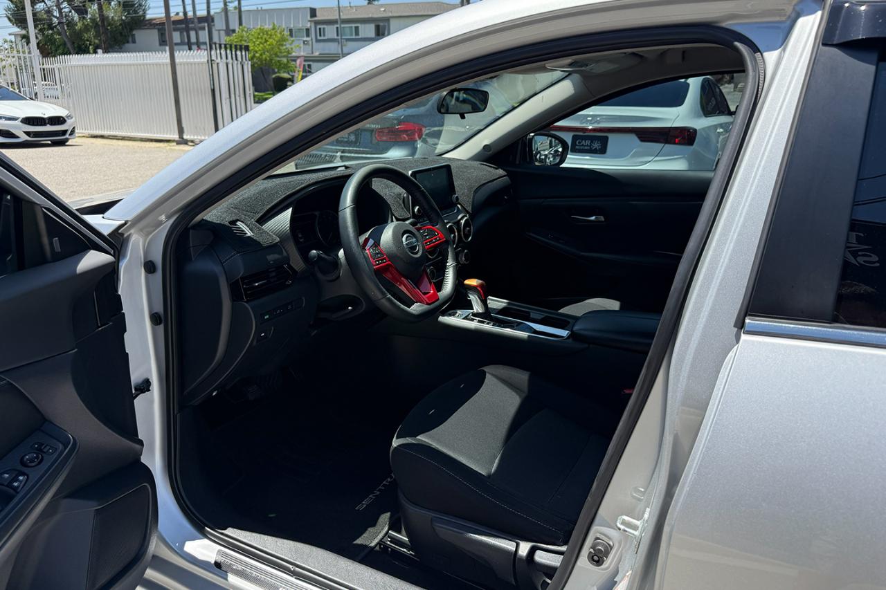 Nissan Sentra SV 2022