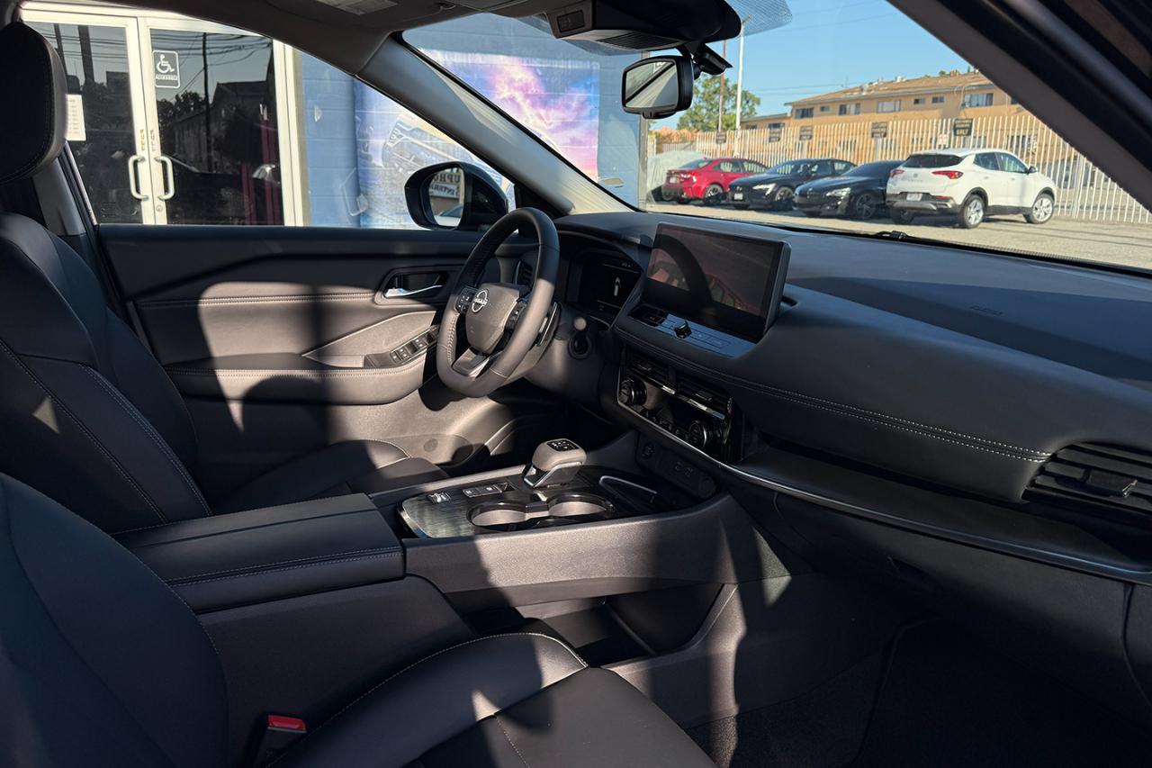 Nissan Rogue SL 2026