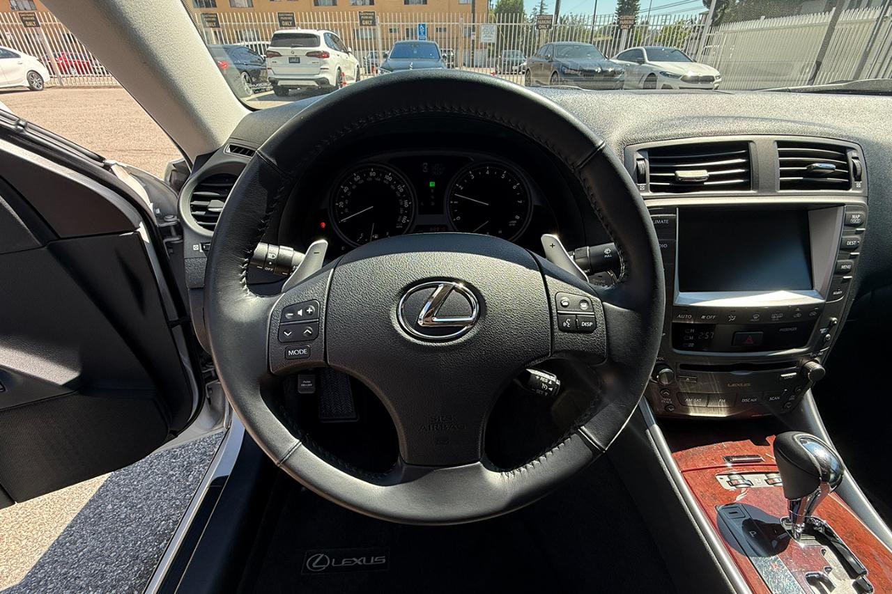 Lexus IS 250  2008
