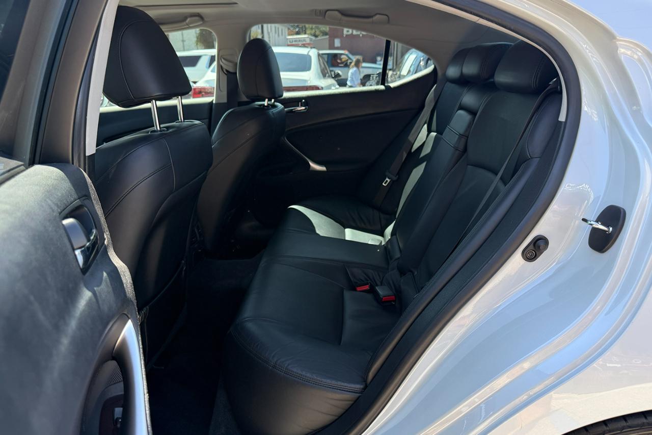 Lexus IS 250  2008