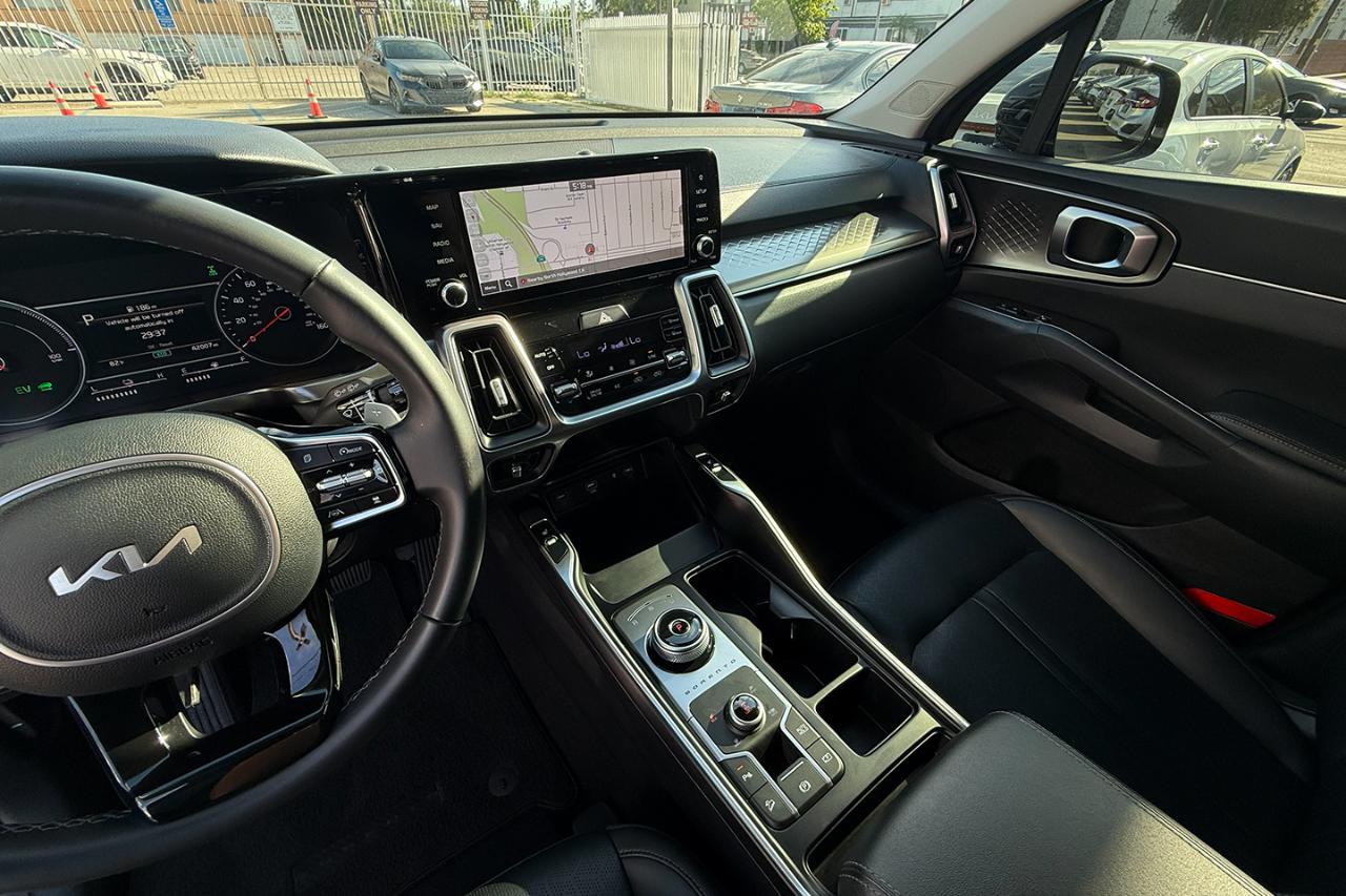 Kia Sorento Hybrid EX AWD 2023