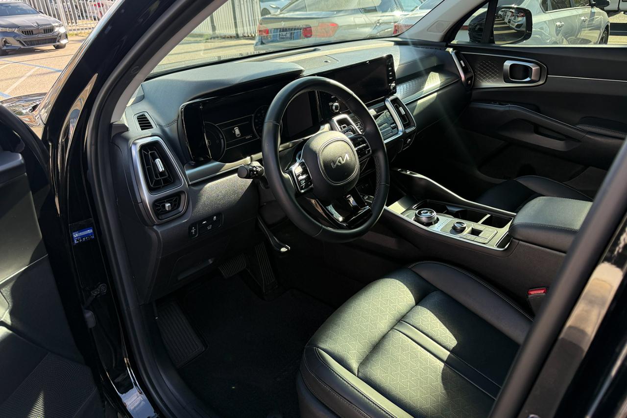 Kia Sorento Hybrid EX AWD 2023