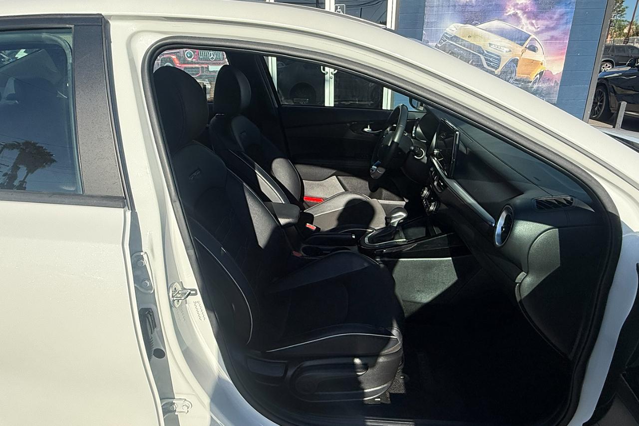 Kia Forte GT Line 2023