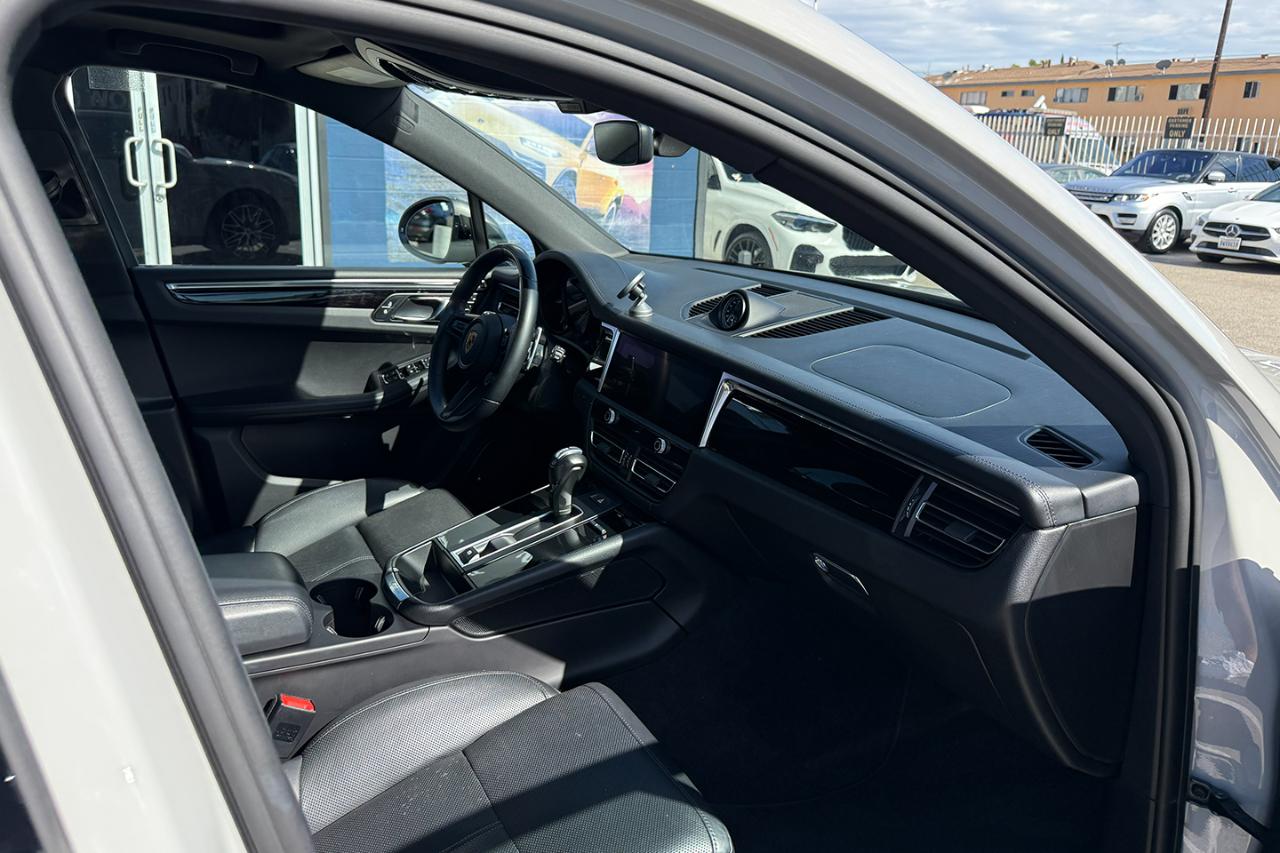 Porsche Macan T AWD 2023