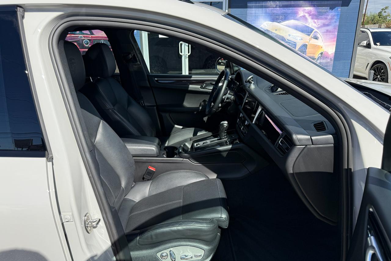 Porsche Macan T AWD 2023