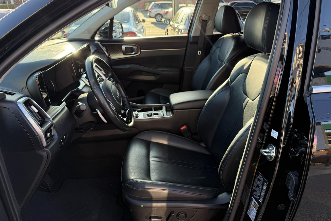 Kia Sorento Hybrid EX AWD 2023