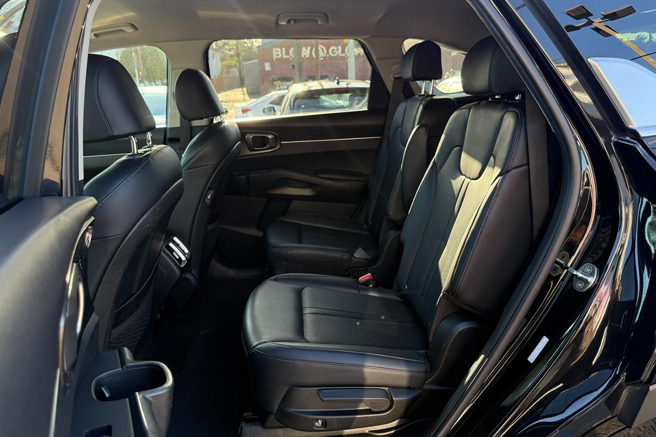 Kia Sorento Hybrid EX AWD 2023