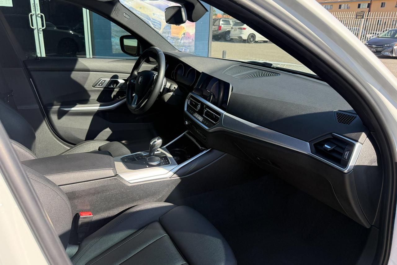 BMW 3-Series 330i 2020