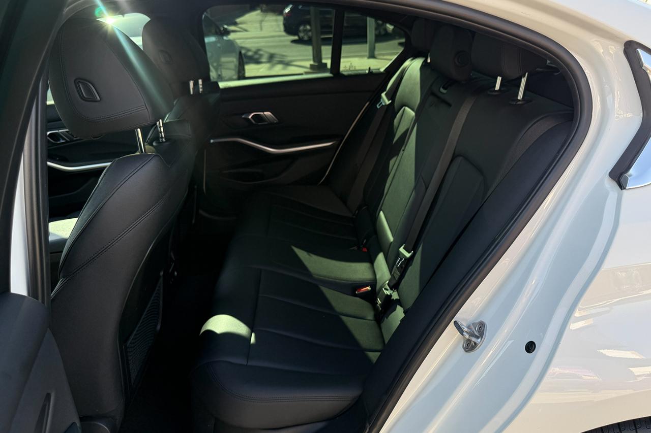 BMW 3-Series 330i 2020