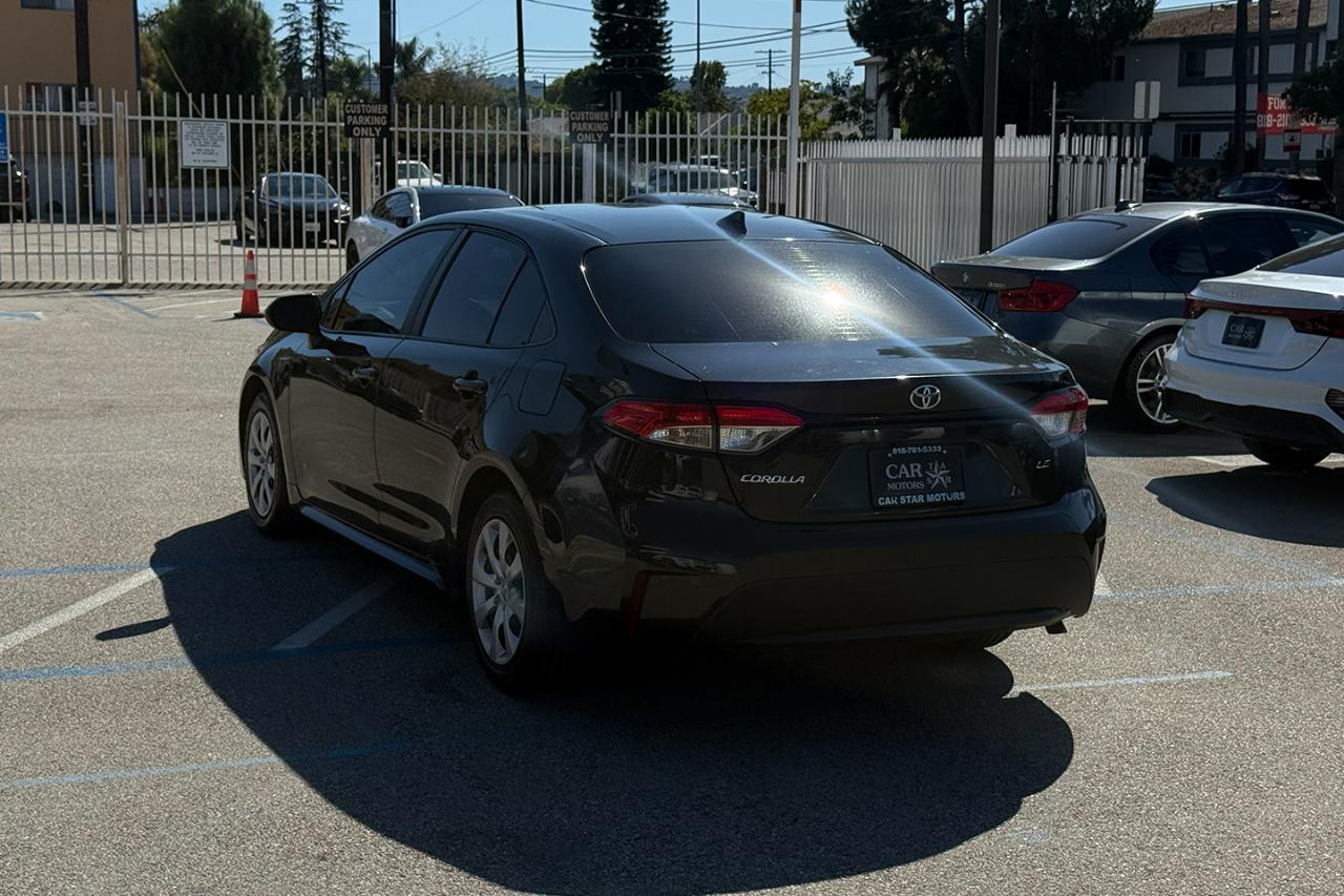 Toyota Corolla LE 2022