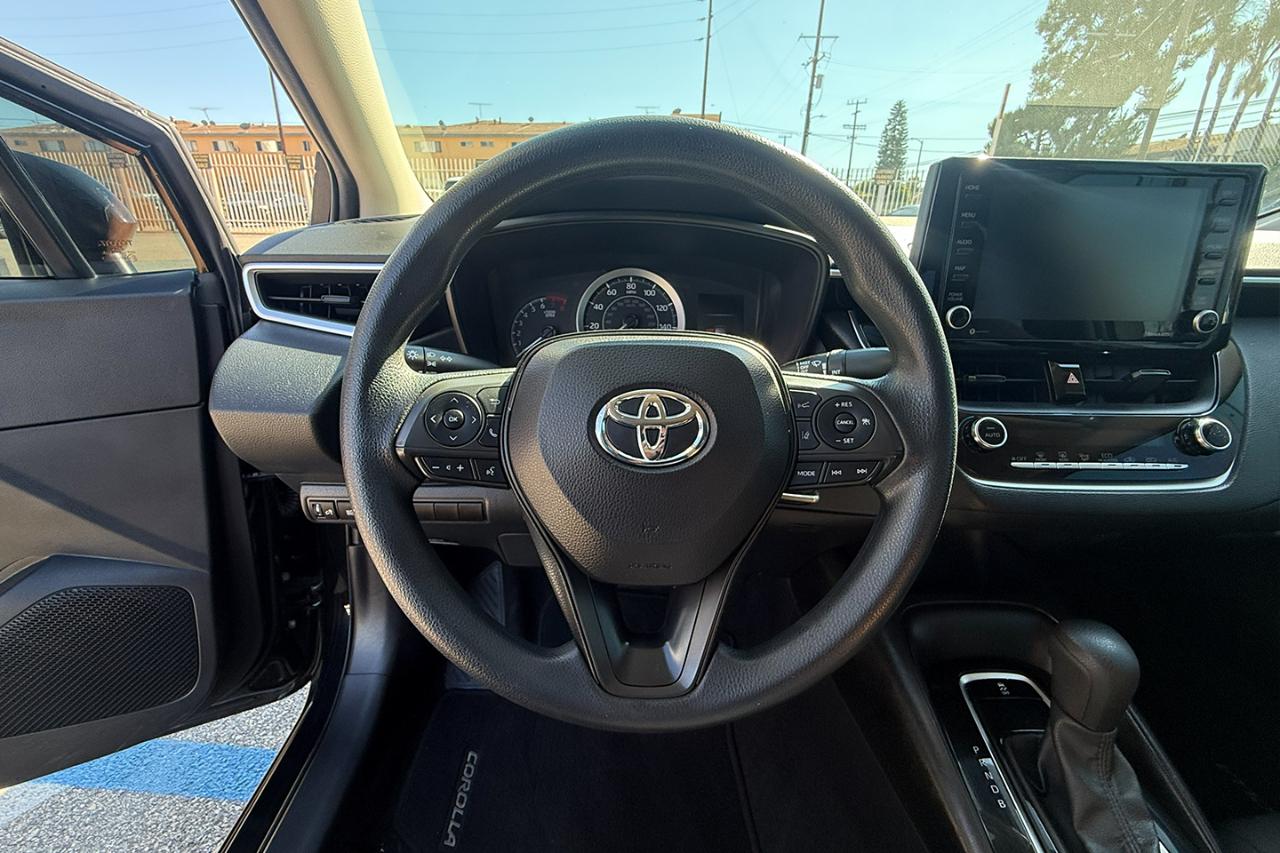 Toyota Corolla LE 2022