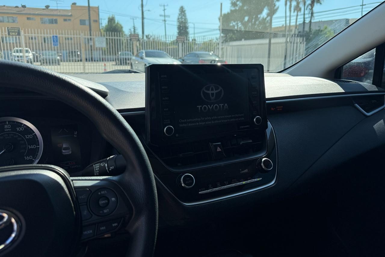 Toyota Corolla LE 2022