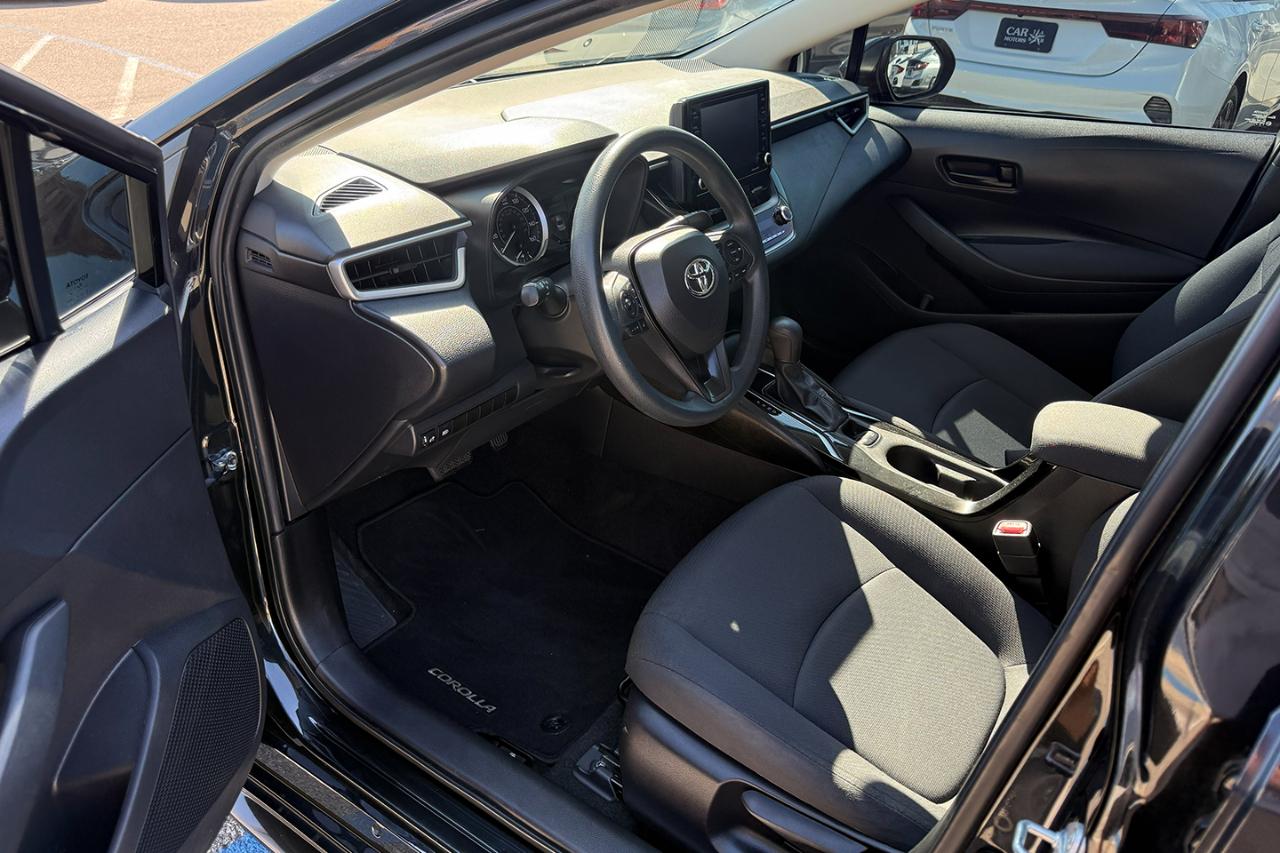 Toyota Corolla LE 2022