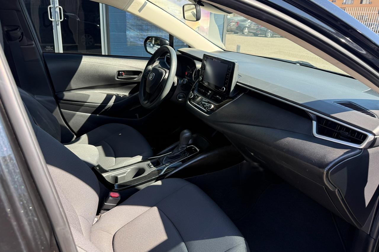 Toyota Corolla LE 2022