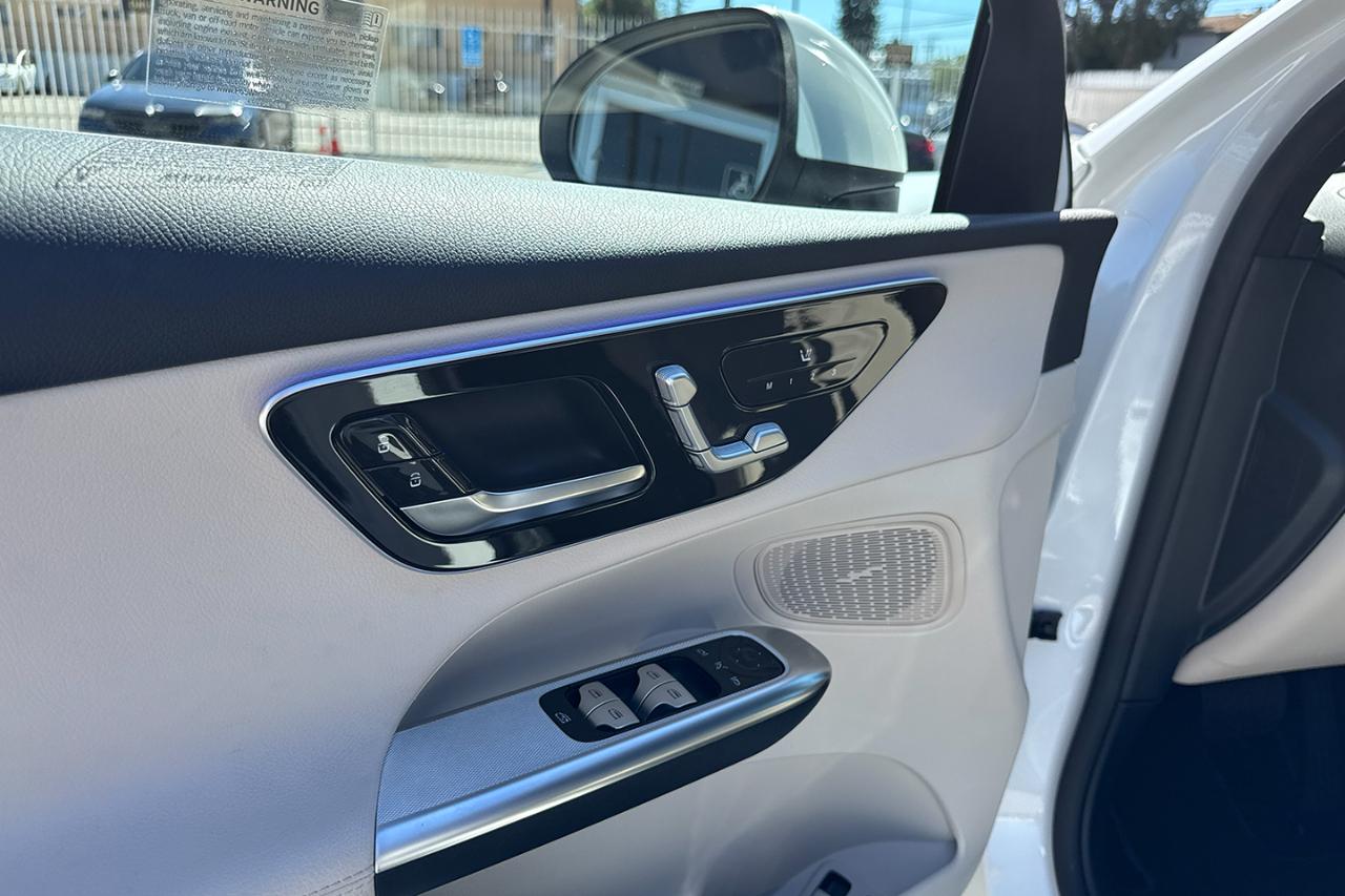 Mercedes-Benz GLC-Class GLC350e 4MATIC 2025