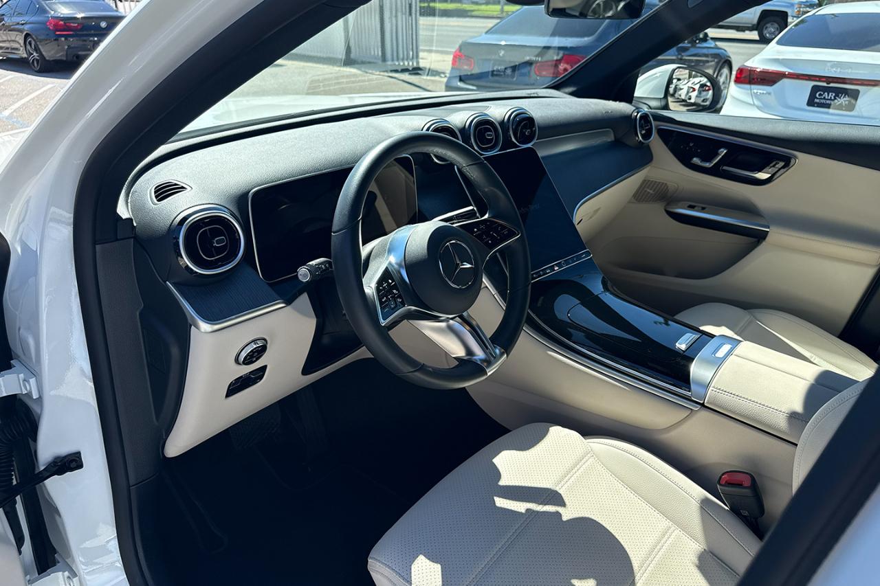 Mercedes-Benz GLC-Class GLC350e 4MATIC 2025