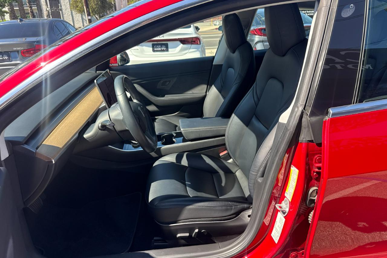 Tesla Model 3 Long Range 2019