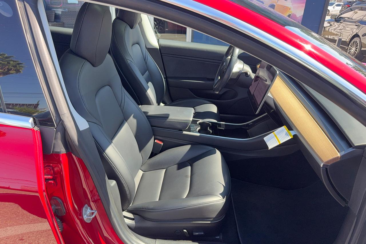 Tesla Model 3 Long Range 2019
