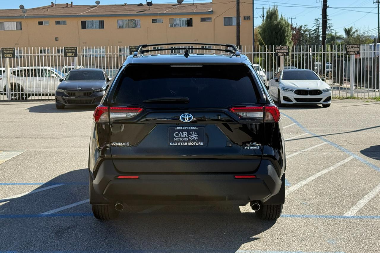 Toyota RAV4 Hybrid LE 2024