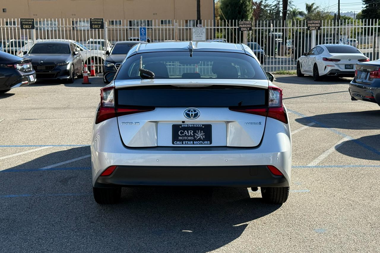Toyota Prius L Eco 2020