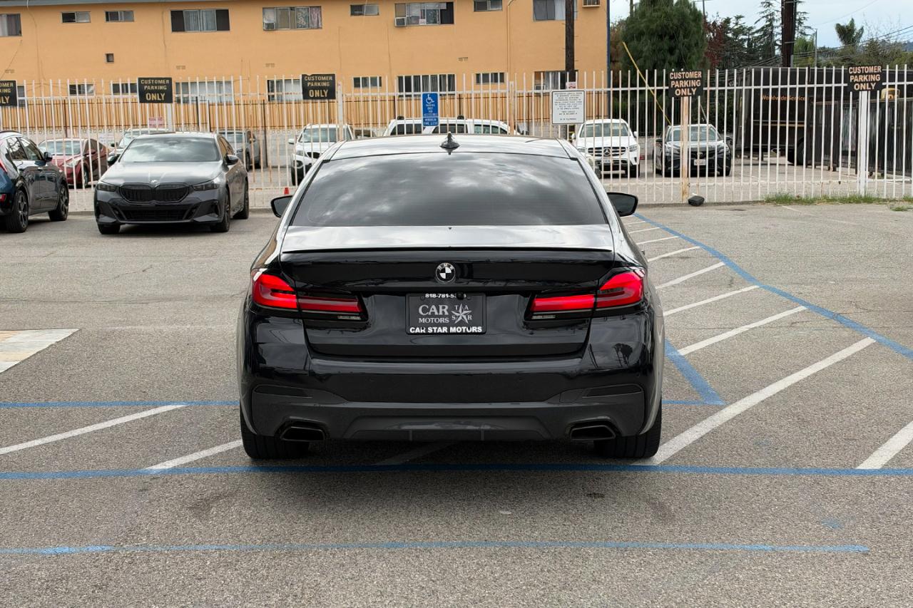 BMW 5-Series  2023