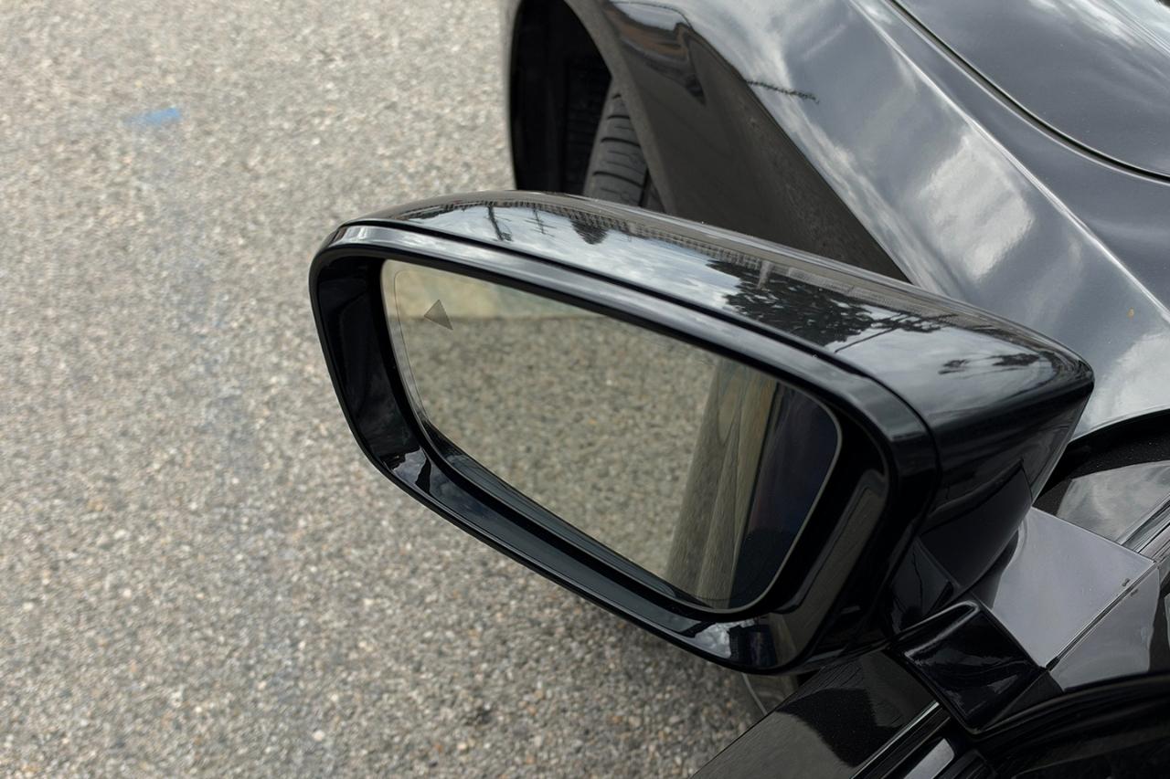 BMW 5-Series  2023