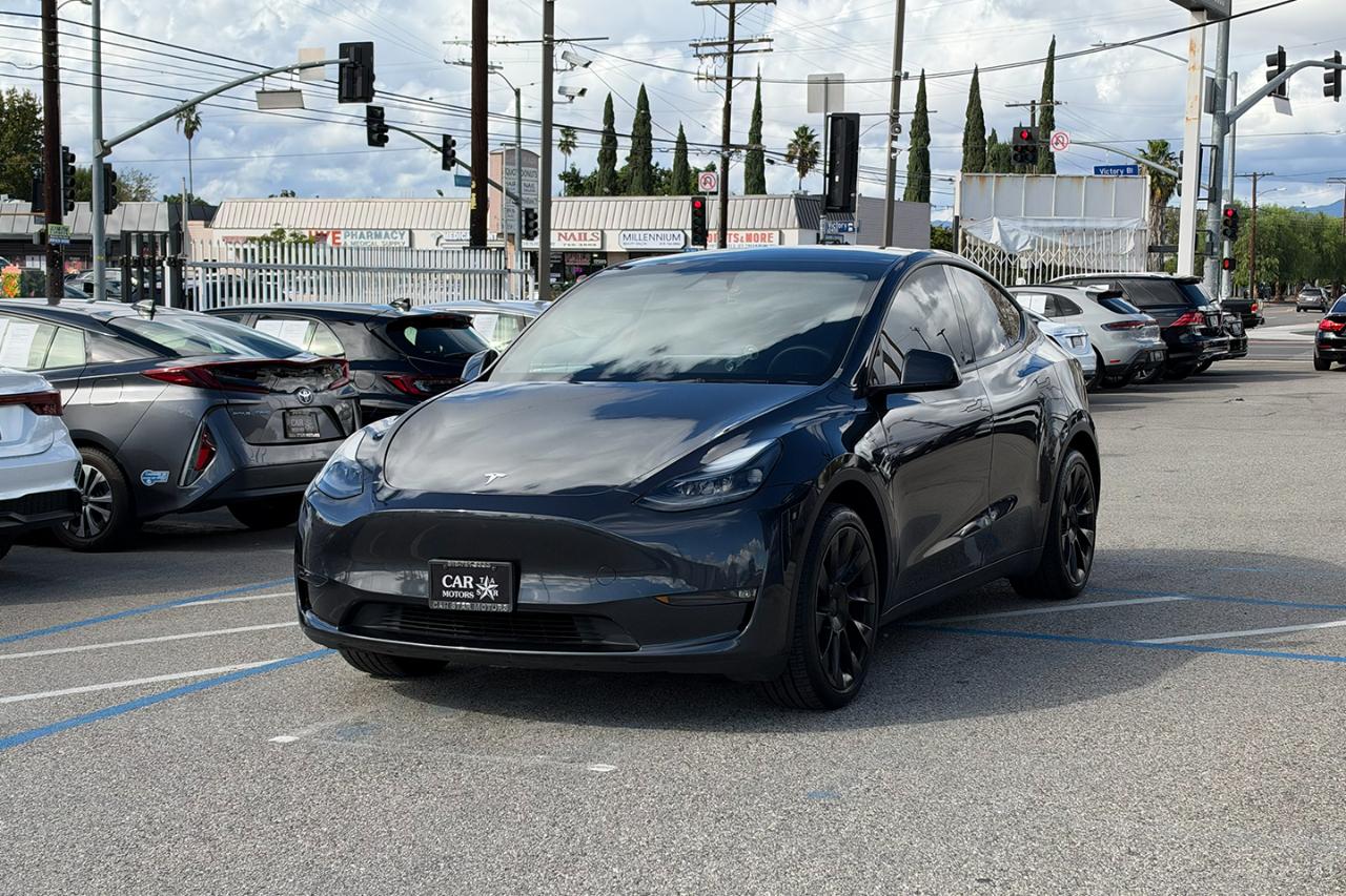 Tesla Model Y Long Range AWD 2024