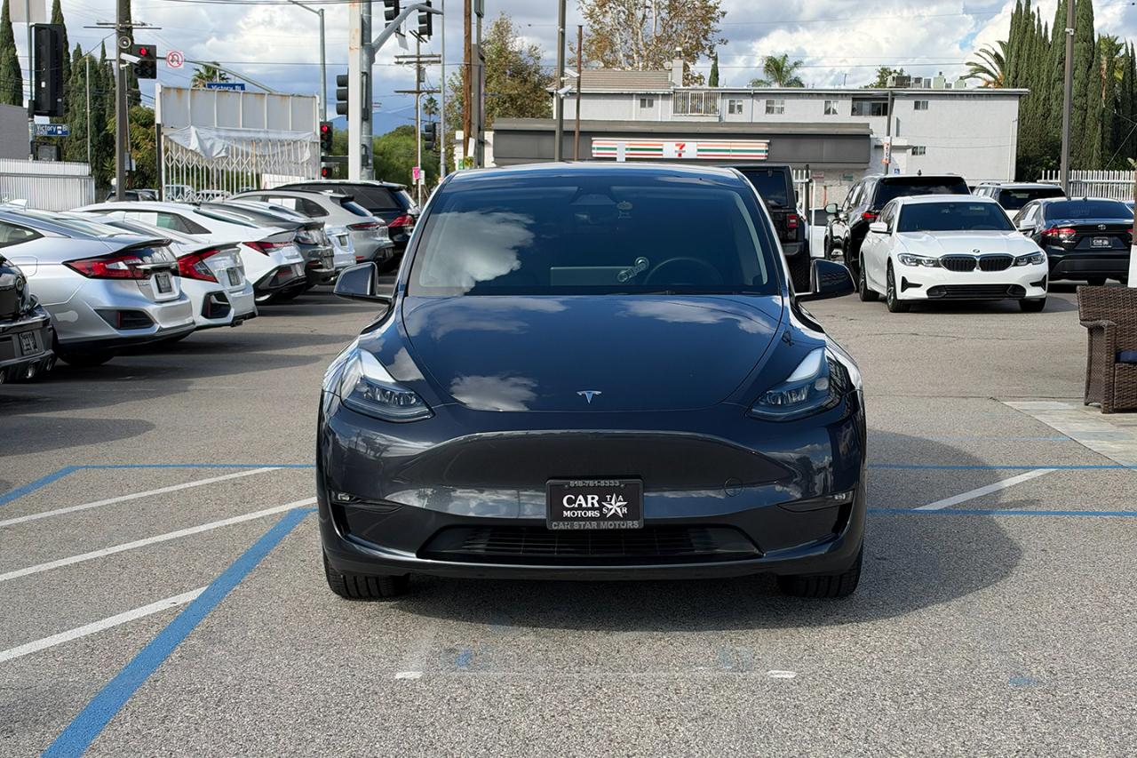 Tesla Model Y Long Range AWD 2024