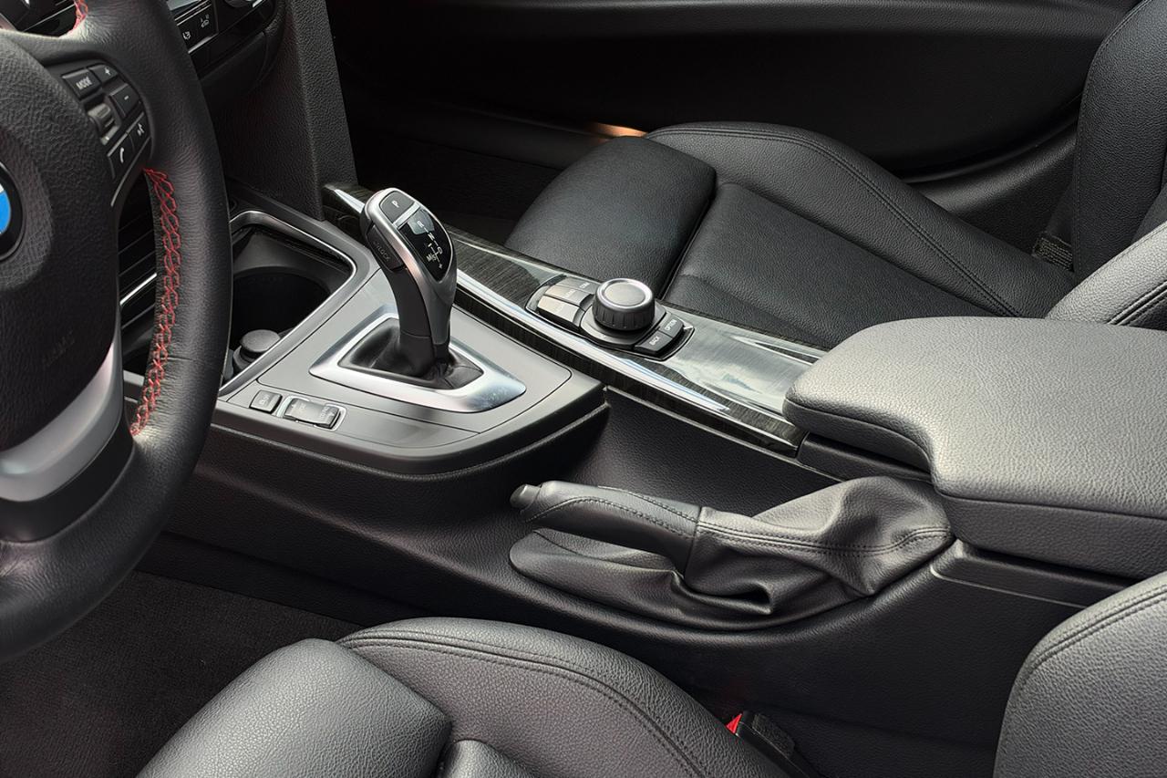 BMW 3-Series 330i SULEV Sedan 2018