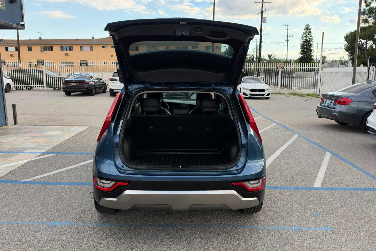 Kia Niro SX 2024