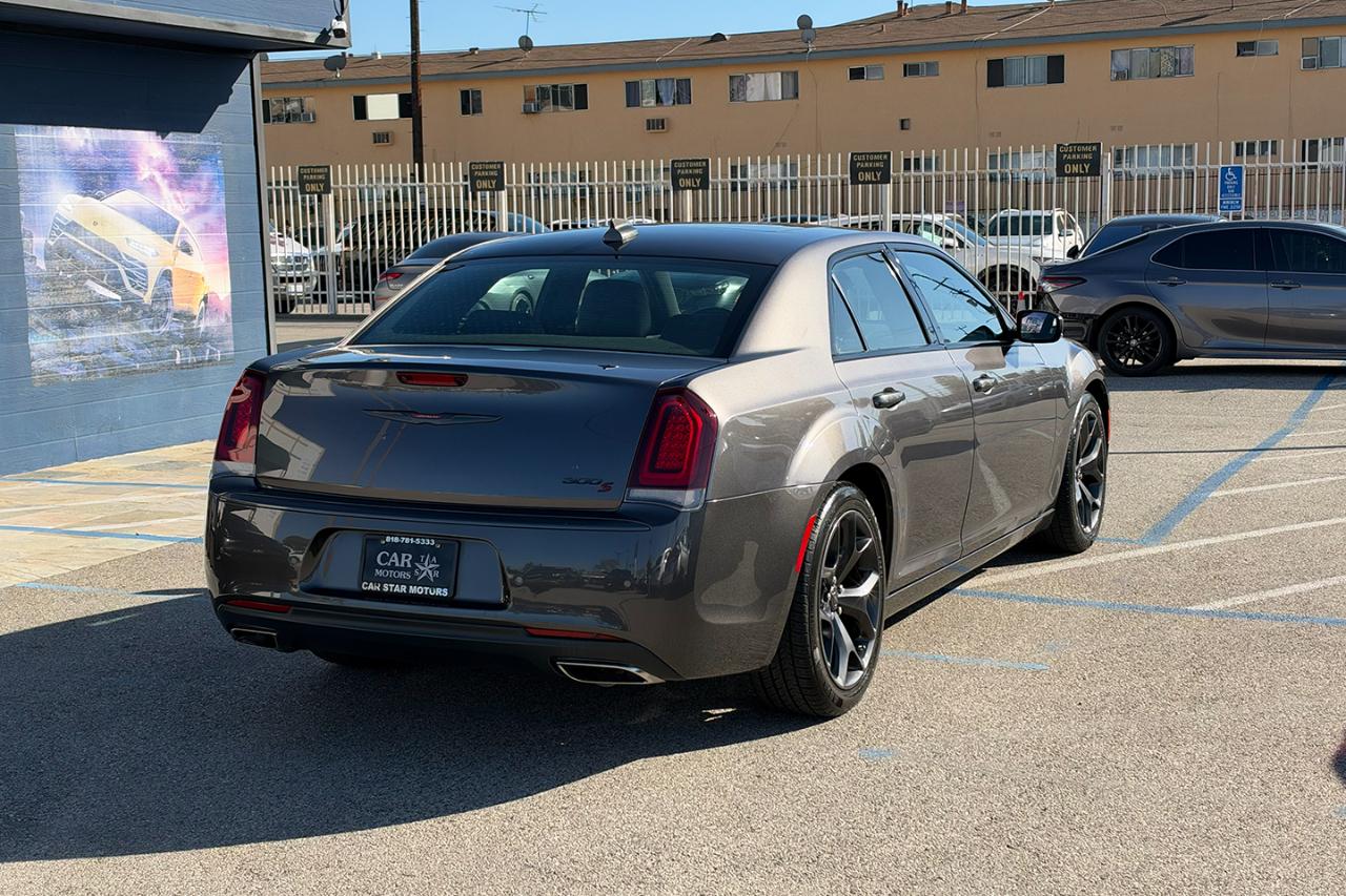 Chrysler 300 S V6 2022
