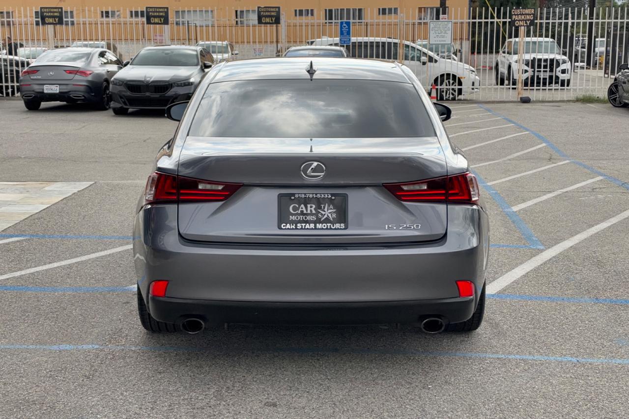 Lexus IS 250 RWD 2014