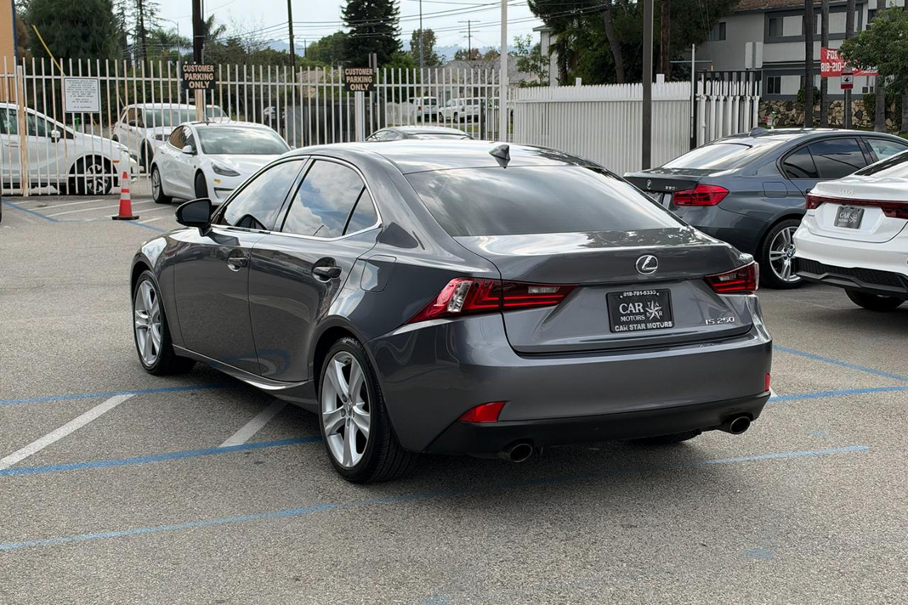 Lexus IS 250 RWD 2014