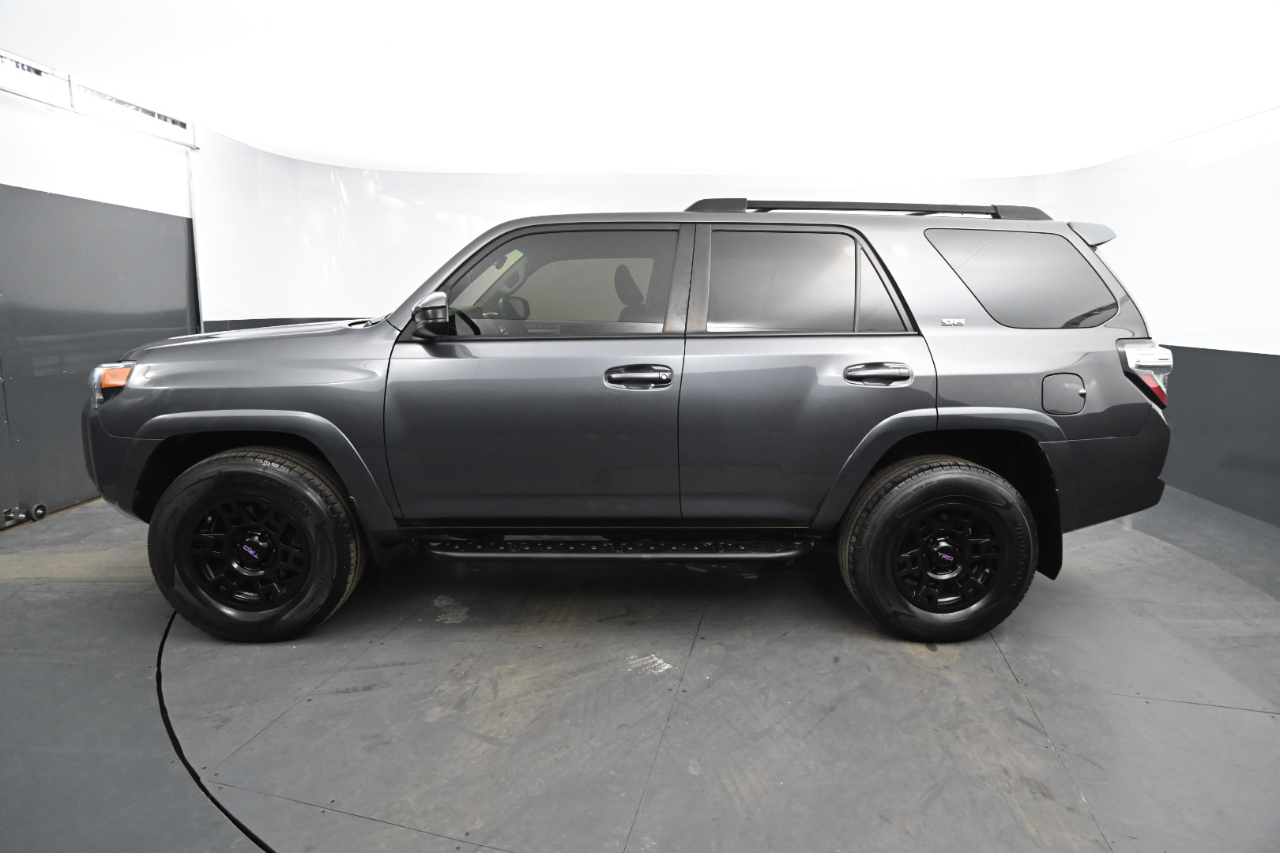 Toyota 4Runner SR5 4WD (Natl) 2018