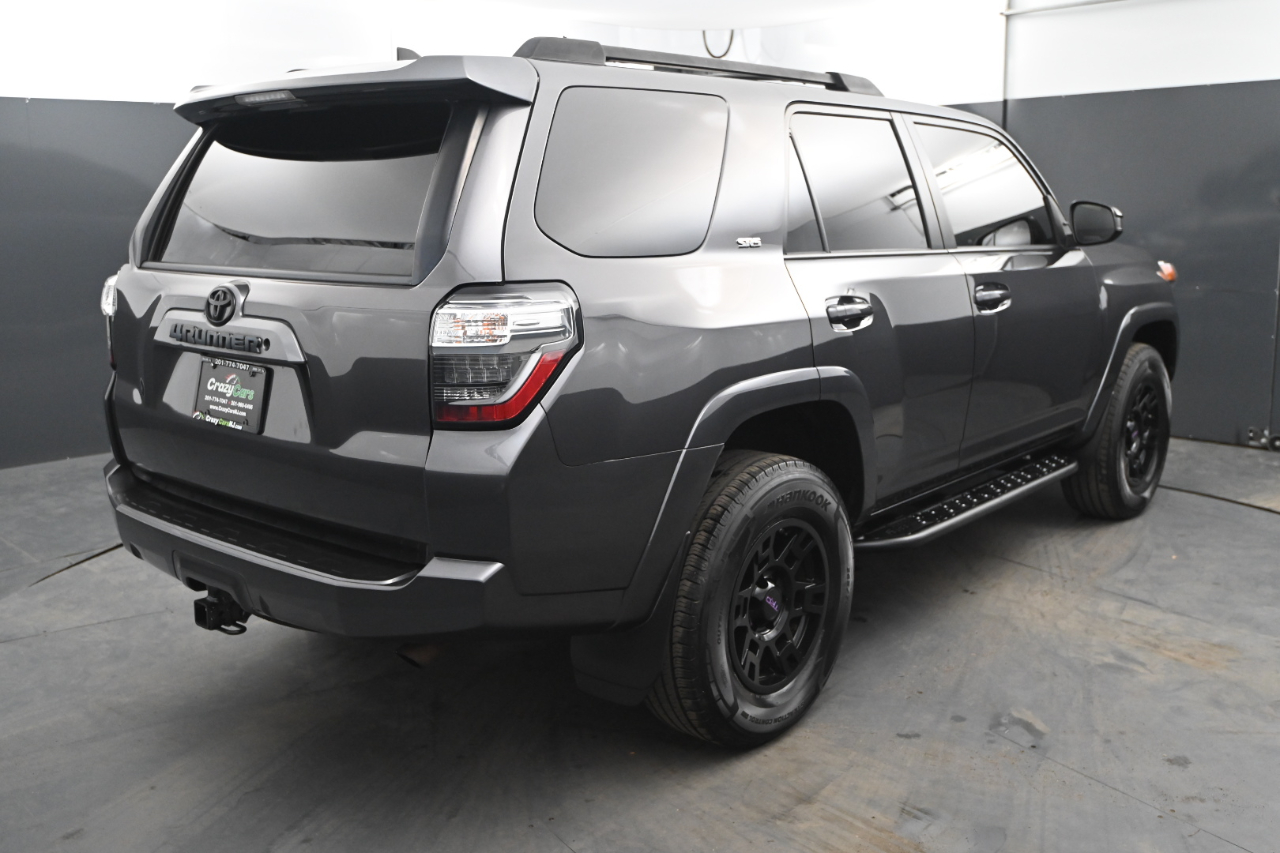 Toyota 4Runner SR5 4WD (Natl) 2018