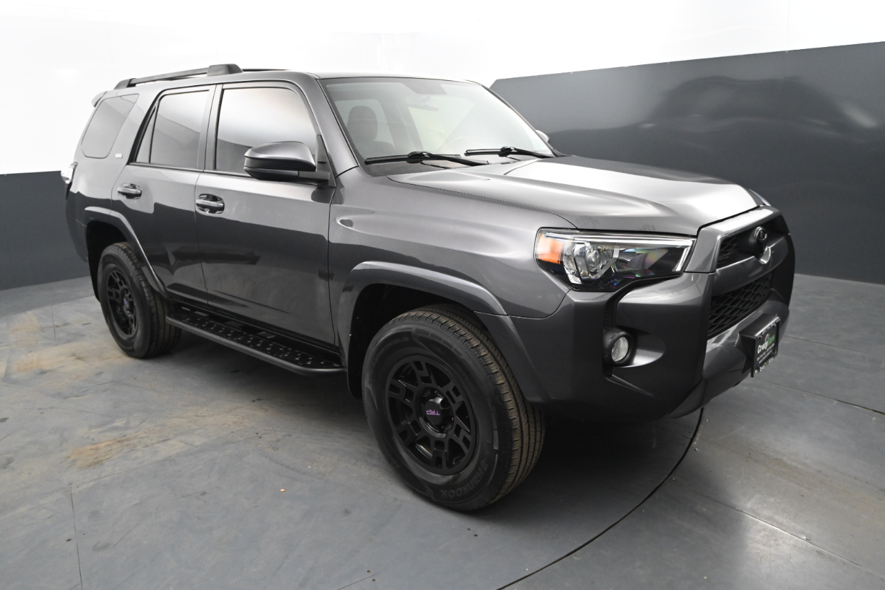 Toyota 4Runner SR5 4WD (Natl) 2018