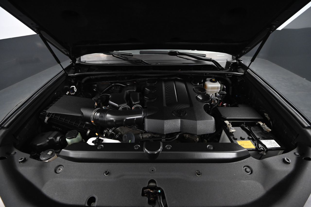 Toyota 4Runner SR5 4WD (Natl) 2018