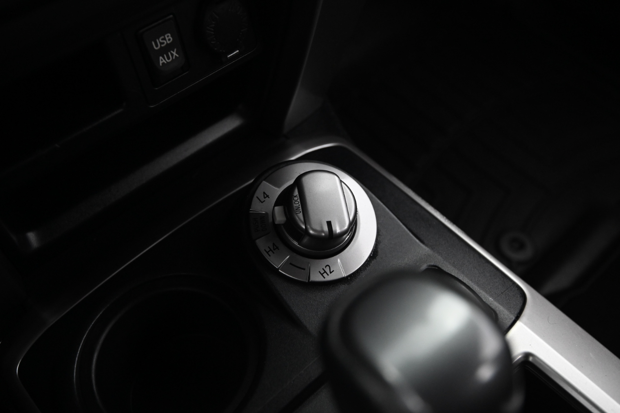 Toyota 4Runner SR5 4WD (Natl) 2018