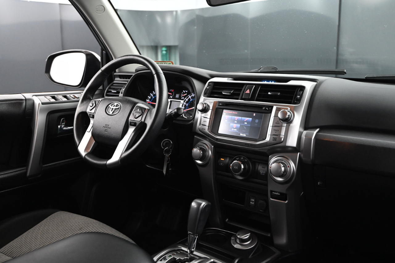 Toyota 4Runner SR5 4WD (Natl) 2018