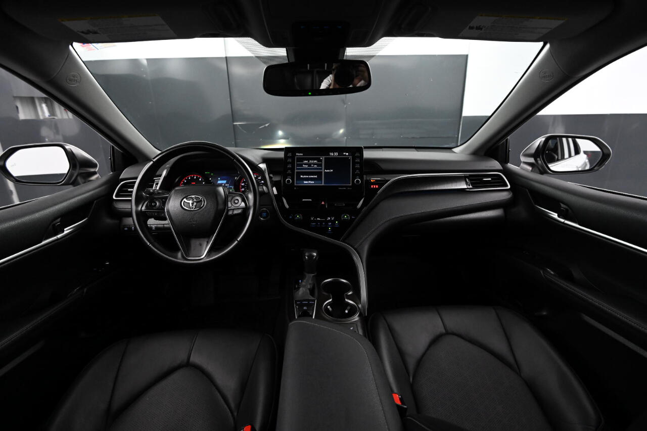 2024 Toyota Camry XSE photo 17