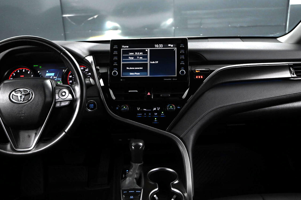 2024 Toyota Camry XSE photo 18