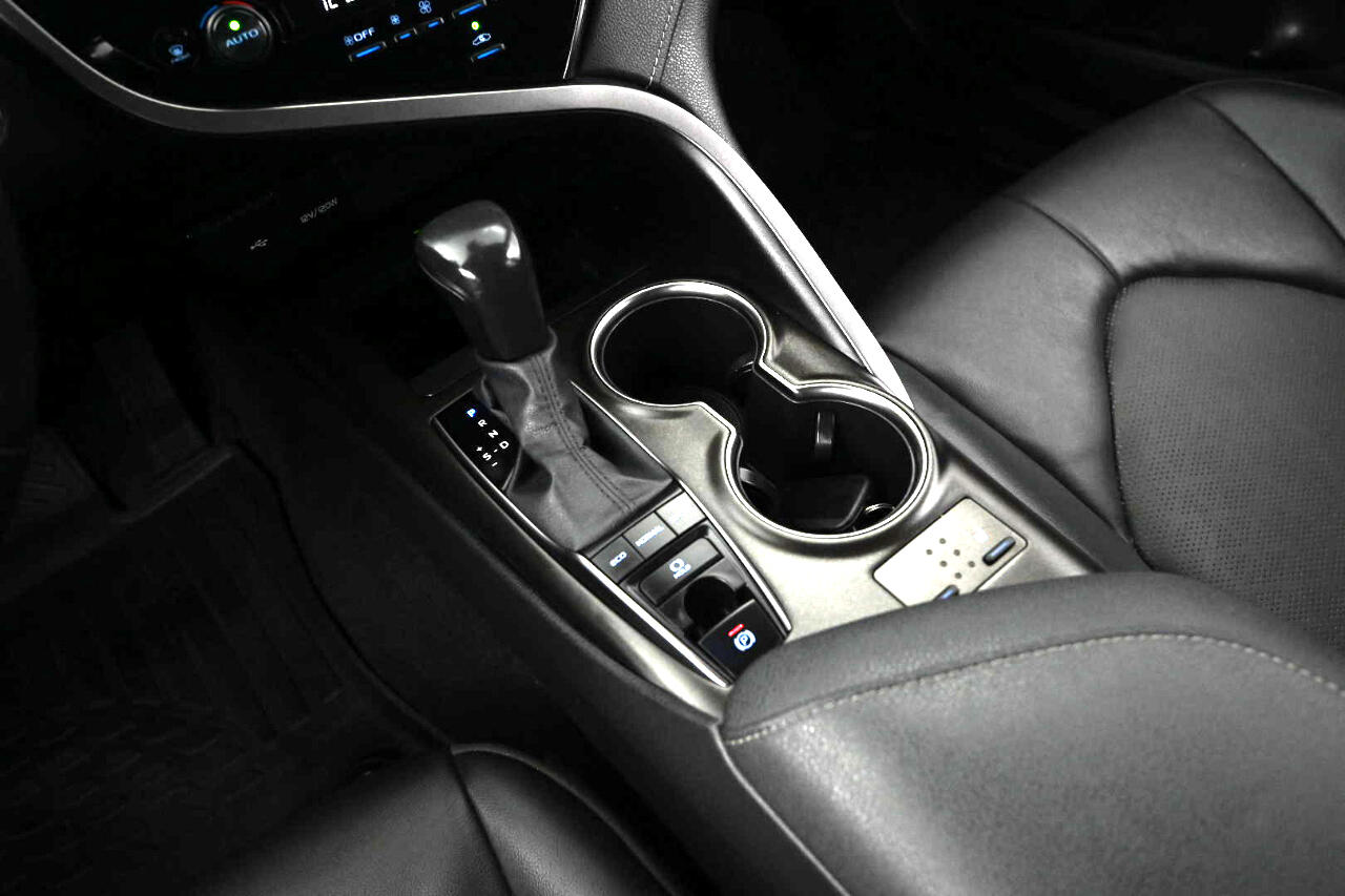 2024 Toyota Camry XSE photo 21