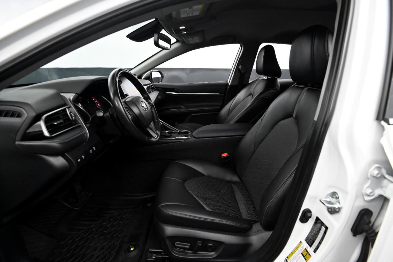 2024 Toyota Camry XSE photo 33