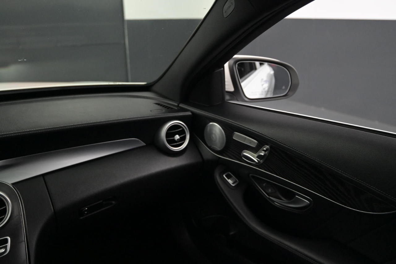 Mercedes-Benz C-Class C 300 4MATIC Sedan 2017